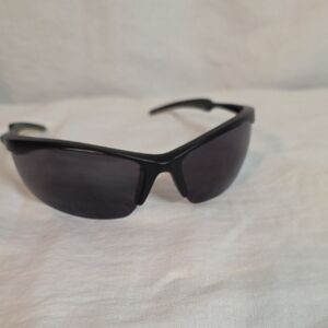 Reading 2.0 Black Sport Sunglasses